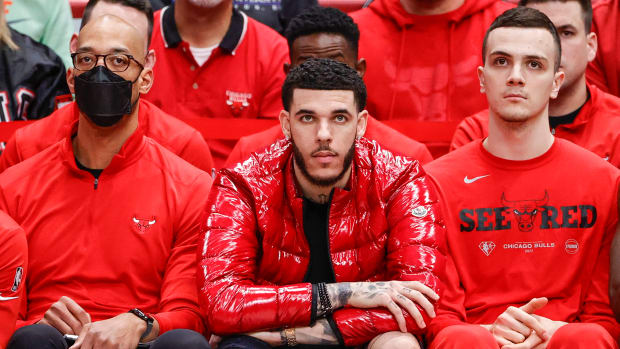 Chicago Bulls guard Lonzo Ball on the bench